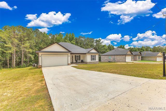 244 Shadow Wood Lane, Wetumpka, AL 36092