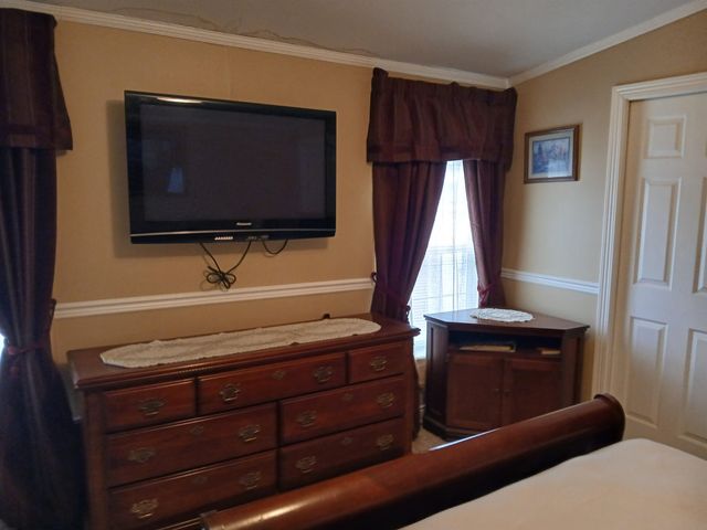 80 Colonial Village, Somersworth, NH 03878