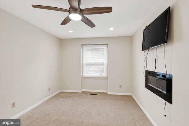 2145 W WELLINGTON RD, Newtown, PA 18940