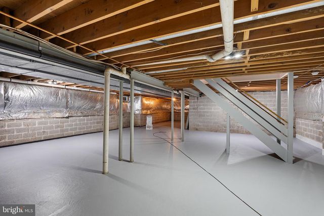 2145 W WELLINGTON RD, Newtown, PA 18940