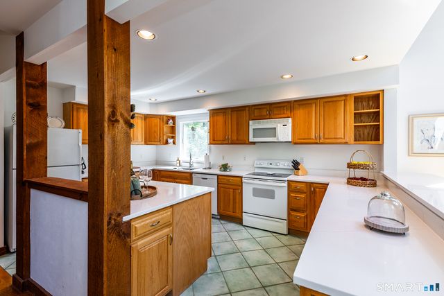 3 Old Forest Road, Sherman, CT 06784