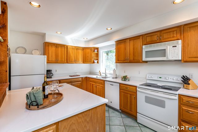 3 Old Forest Road, Sherman, CT 06784