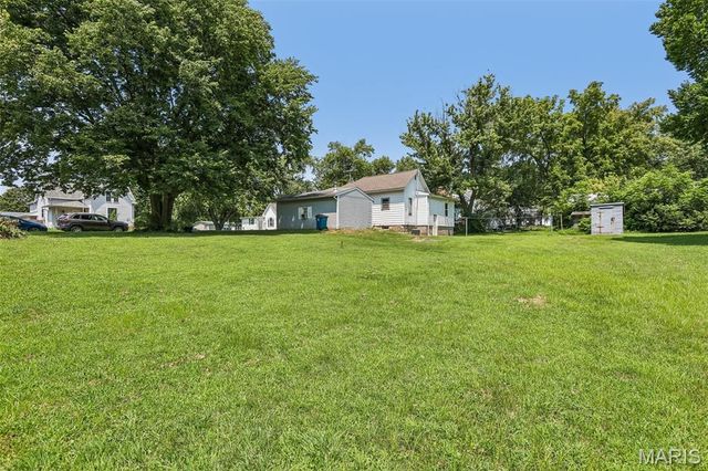 709 Simpson Street, Pocahontas, IL 62275