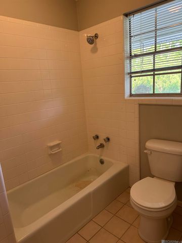 3833 Valentine Rd, Baton Rouge, LA 70816