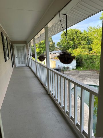 3833 Valentine Rd, Baton Rouge, LA 70816