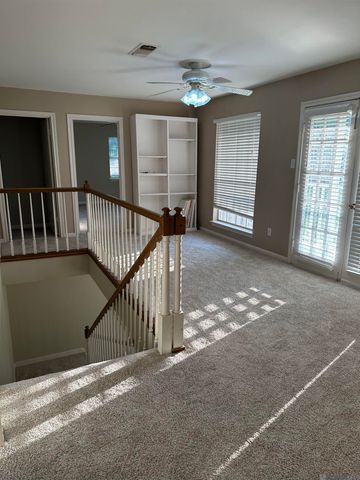 3833 Valentine Rd, Baton Rouge, LA 70816