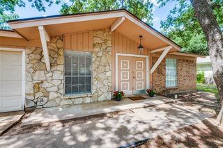 3003 Mark Drive, Arlington, TX 76013