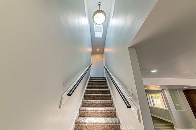 5334 S Victoria, Los Angeles, CA 90043