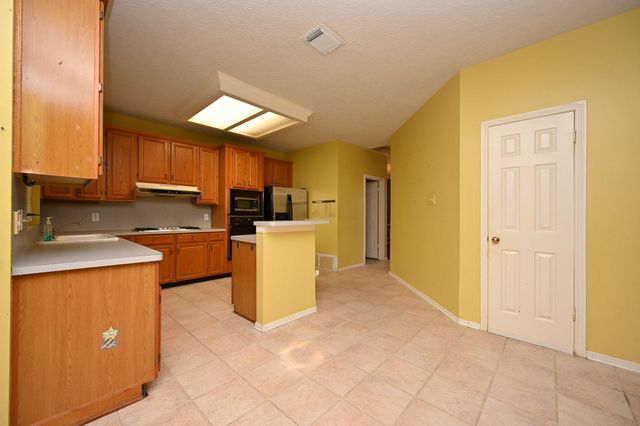 4002 Mission Valley Drive, Missouri City, TX 77459