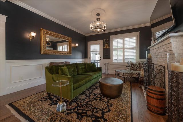 6009 N SUWANEE AVENUE, Tampa, FL 33604