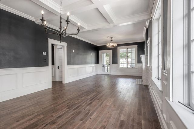 6009 N SUWANEE AVENUE, Tampa, FL 33604