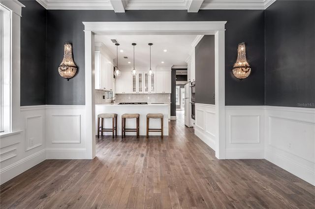 6009 N SUWANEE AVENUE, Tampa, FL 33604