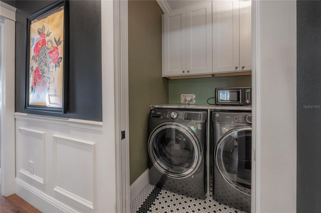 6009 N SUWANEE AVENUE, Tampa, FL 33604