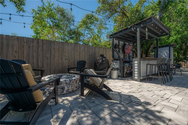 6009 N SUWANEE AVENUE, Tampa, FL 33604