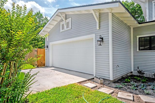 6009 N SUWANEE AVENUE, Tampa, FL 33604