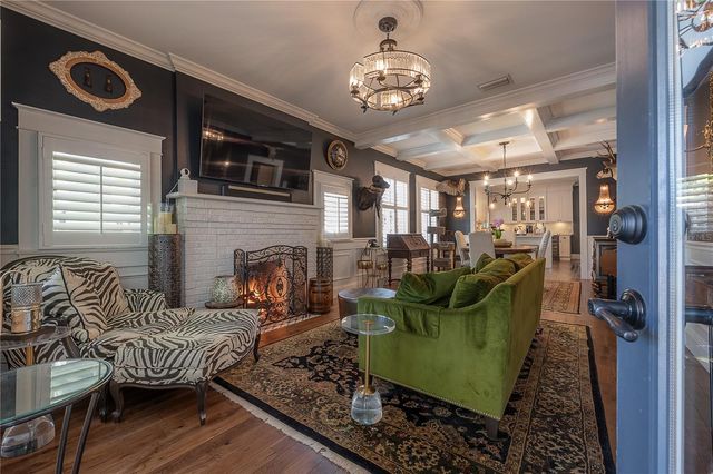 6009 N SUWANEE AVENUE, Tampa, FL 33604