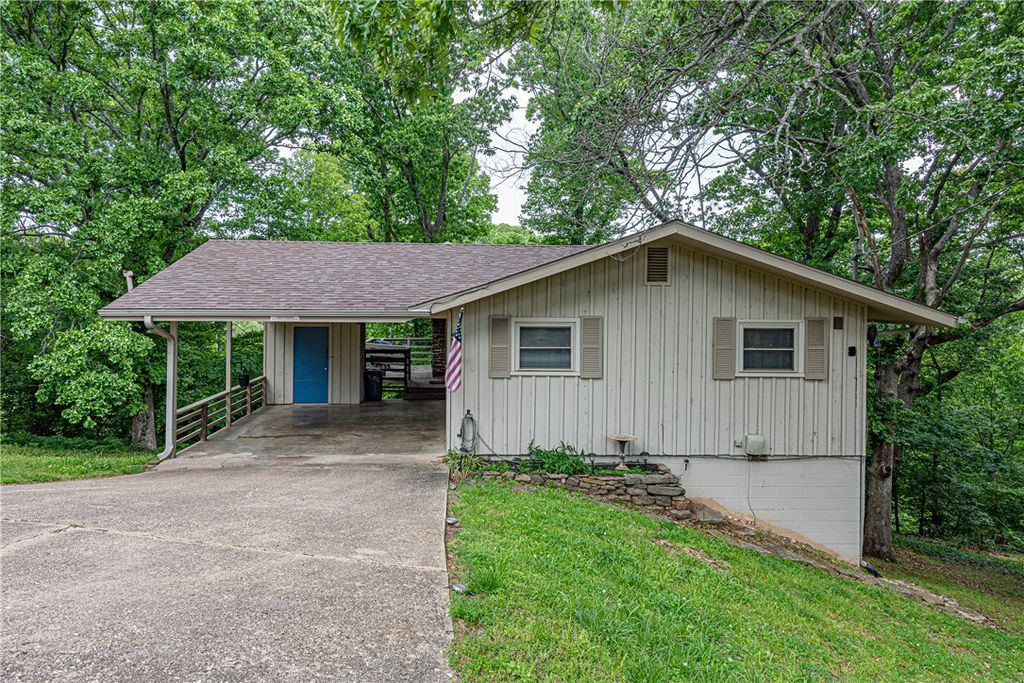 53 Hope Drive, Bella Vista, AR 72715