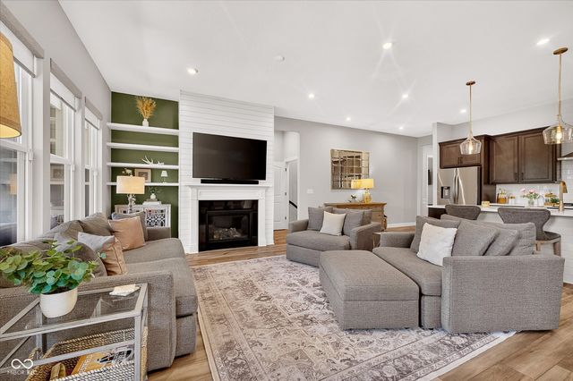 15818 Scher Drive, Westfield, IN 46074