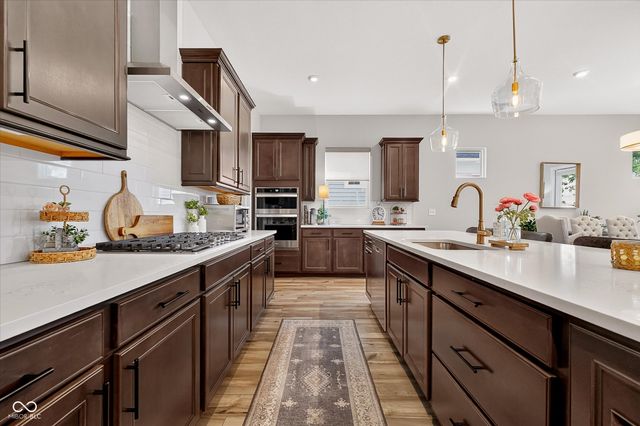 15818 Scher Drive, Westfield, IN 46074
