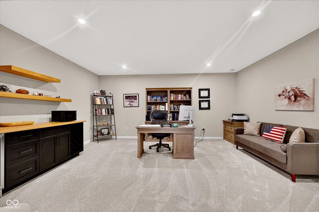 15818 Scher Drive, Westfield, IN 46074