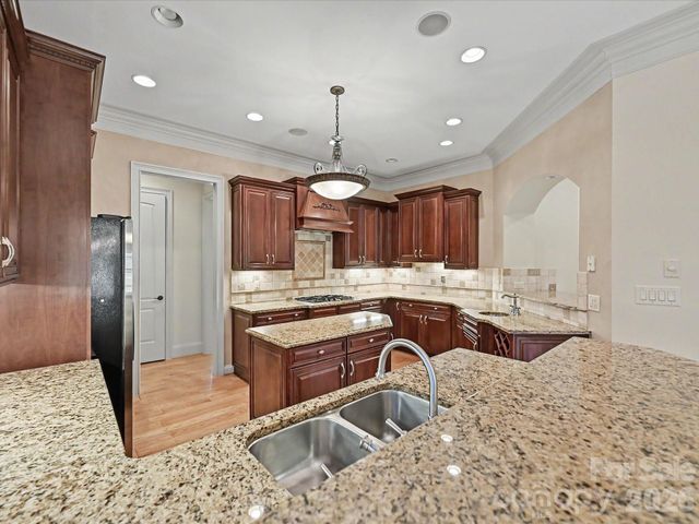 1208 Venetian Way Drive, Waxhaw, NC 28173