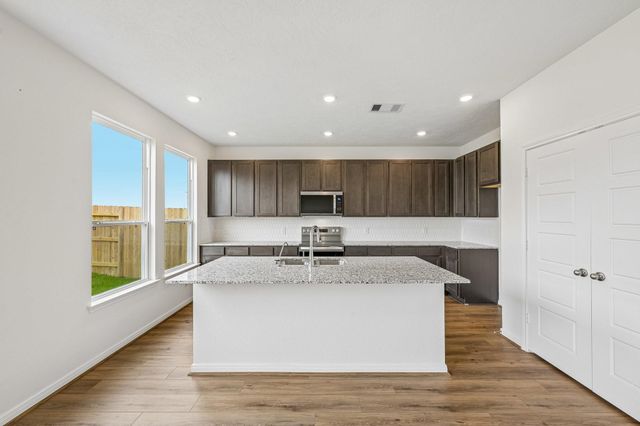 2503 Spruce Hill Road, Beasley, TX 77417
