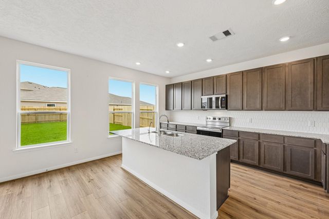 2503 Spruce Hill Road, Beasley, TX 77417