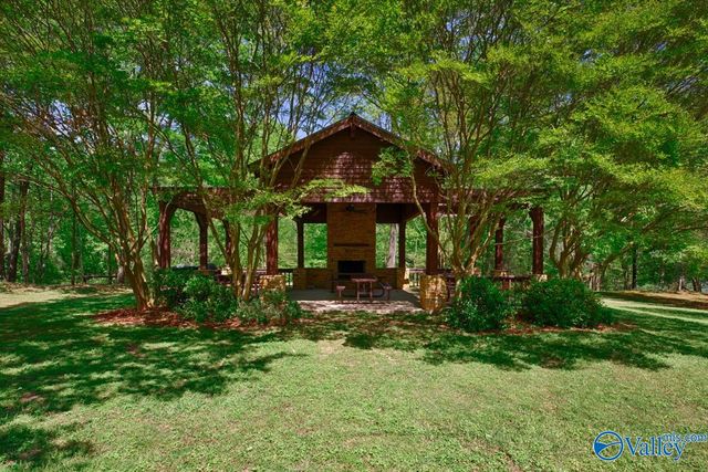 138 River Walk Trail, New Market, AL 35761