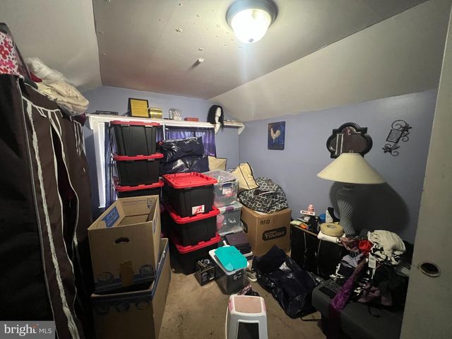 27 N LAFAYETTE AVE, Morrisville, PA 19067