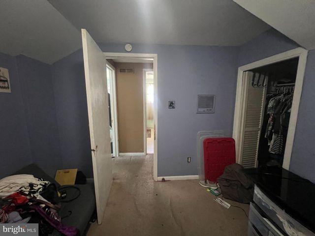 27 N LAFAYETTE AVE, Morrisville, PA 19067