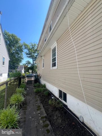 27 N LAFAYETTE AVE, Morrisville, PA 19067