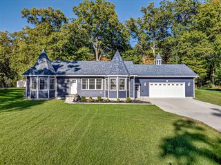 464 Grover Road, Muskegon, MI 49442