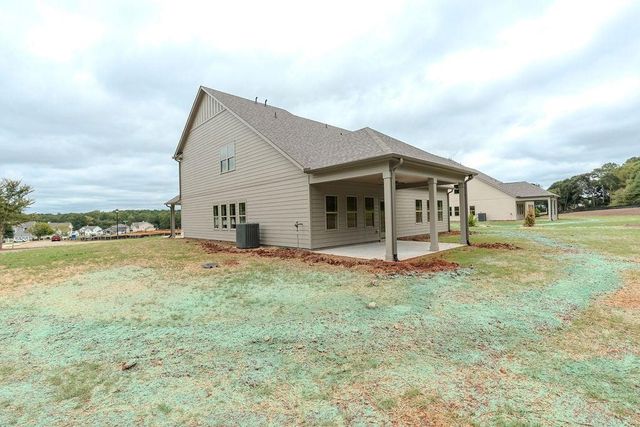 362 Races Road, Hoschton, GA 30548