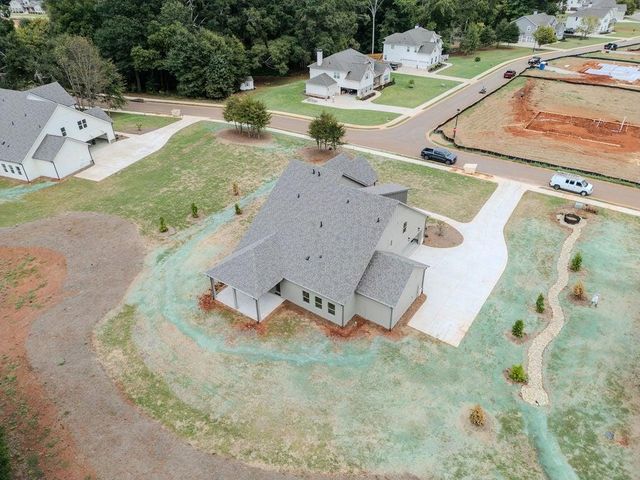 362 Races Road, Hoschton, GA 30548