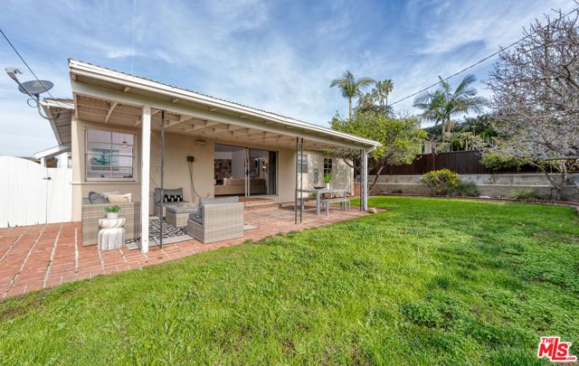 10746 Cranks Road, Culver City, CA 90230
