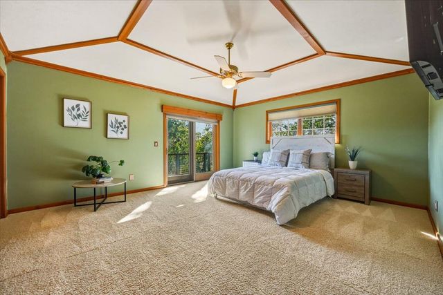 13868 Hemlock Dr, Penn Valley, CA 95946