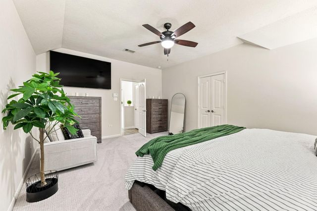 1022 Summer Park Boulevard, Conroe, TX 77303