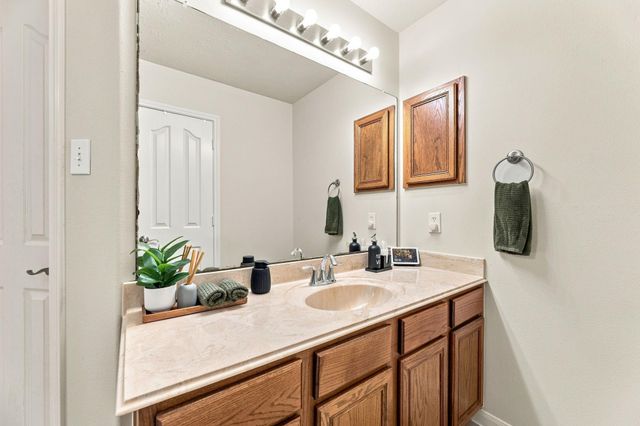 1022 Summer Park Boulevard, Conroe, TX 77303