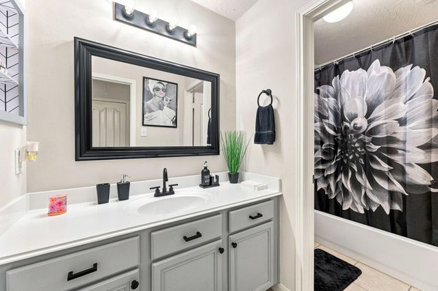 1022 Summer Park Boulevard, Conroe, TX 77303