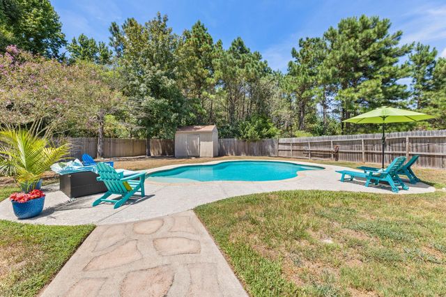1022 Summer Park Boulevard, Conroe, TX 77303