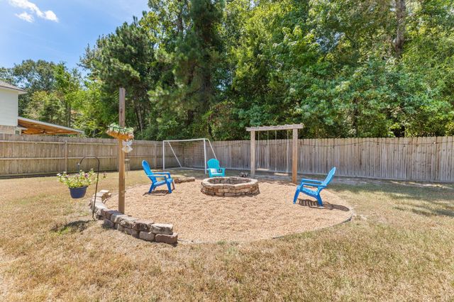 1022 Summer Park Boulevard, Conroe, TX 77303
