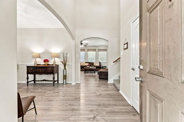 1022 Summer Park Boulevard, Conroe, TX 77303