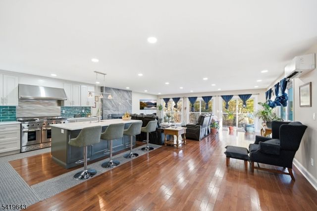 630 Warwick Tpke, West Milford Twp., NJ 07421