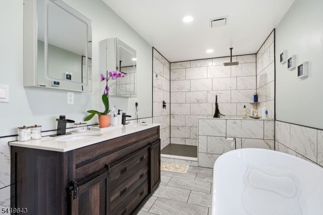 630 Warwick Tpke, West Milford Twp., NJ 07421