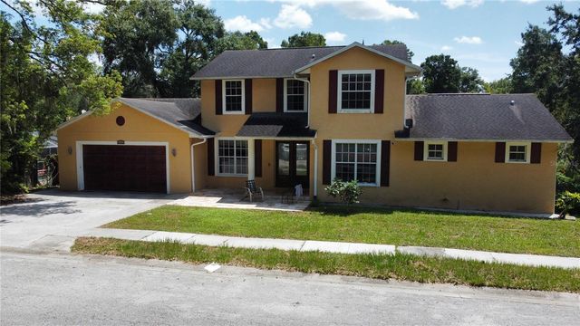 7419 SAVANNAH LANE, Tampa, FL 33637