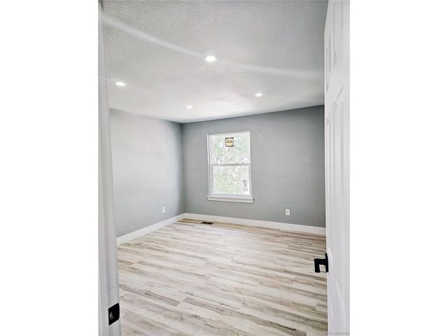 4716 Freeport Way, Denver, CO 80239