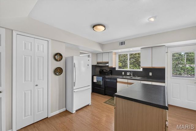 1162 Cantina Drive, St Louis, MO 63141