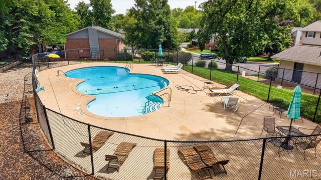 1162 Cantina Drive, St Louis, MO 63141