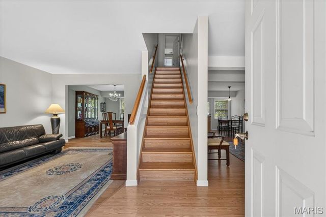 1162 Cantina Drive, St Louis, MO 63141