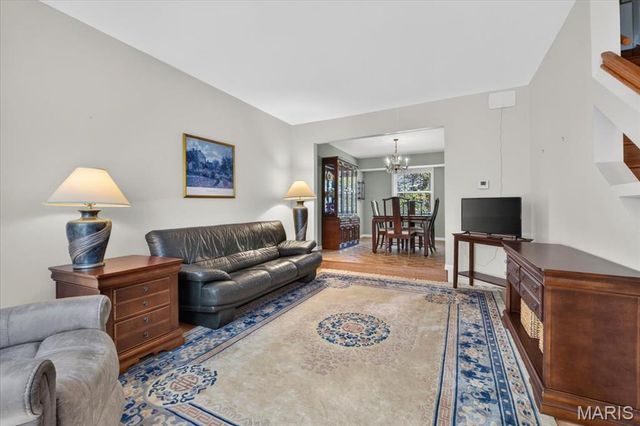 1162 Cantina Drive, St Louis, MO 63141